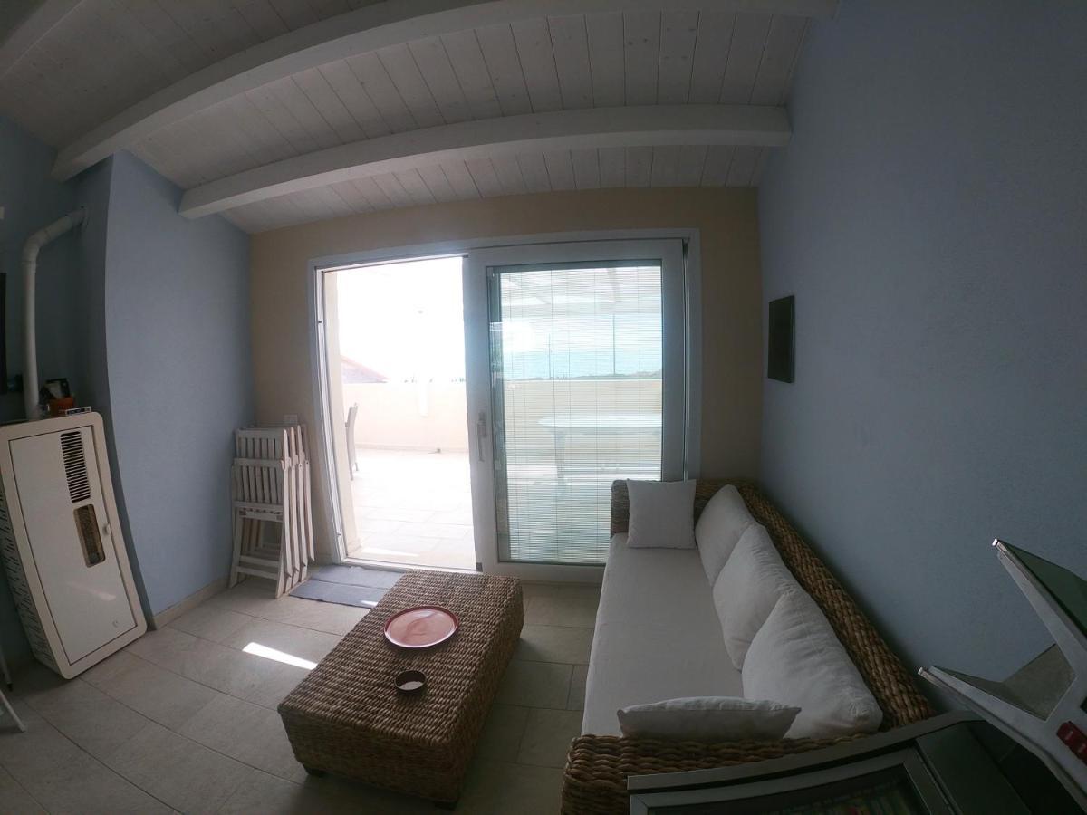 Ferienwohnung Fronte Mare S'Arena Scoada Putzu Idu Exterior foto